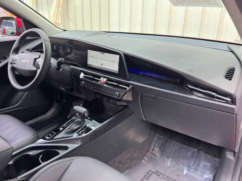 2024 Kia Niro EX