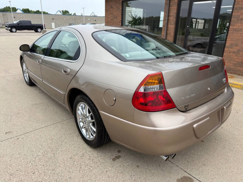 2001 Chrysler 300M