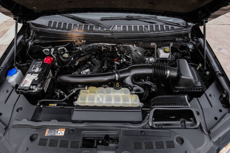 2022 Lincoln Navigator Standard