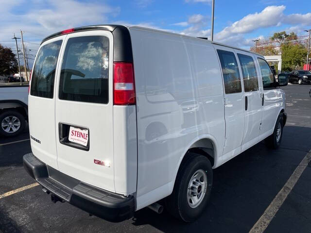 2025 GMC Savana 2500