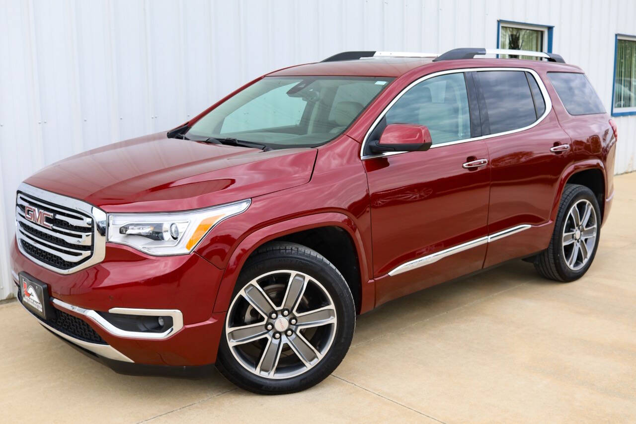 2017 GMC Acadia Denali 4x4 4dr SUV's photo