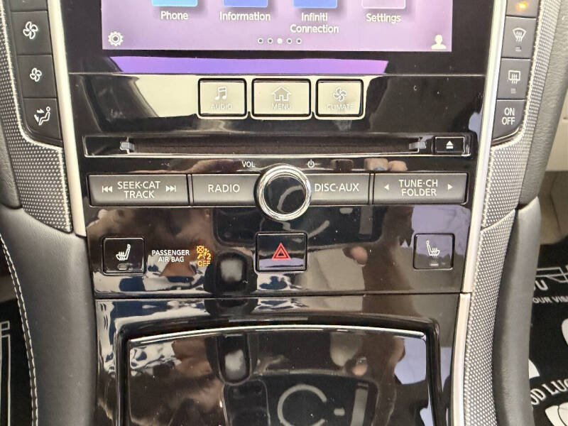2015 Infiniti Q50