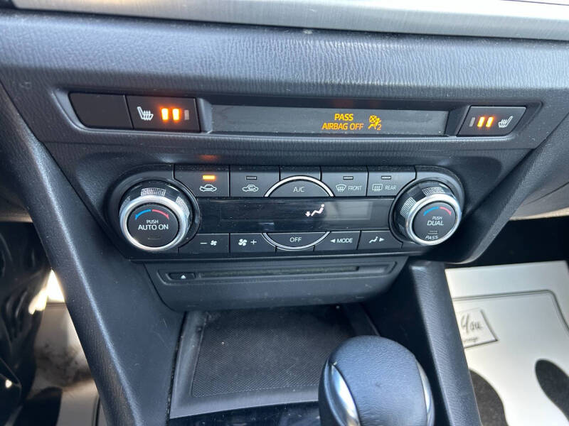 2015 Mazda MAZDA3 s Grand Touring