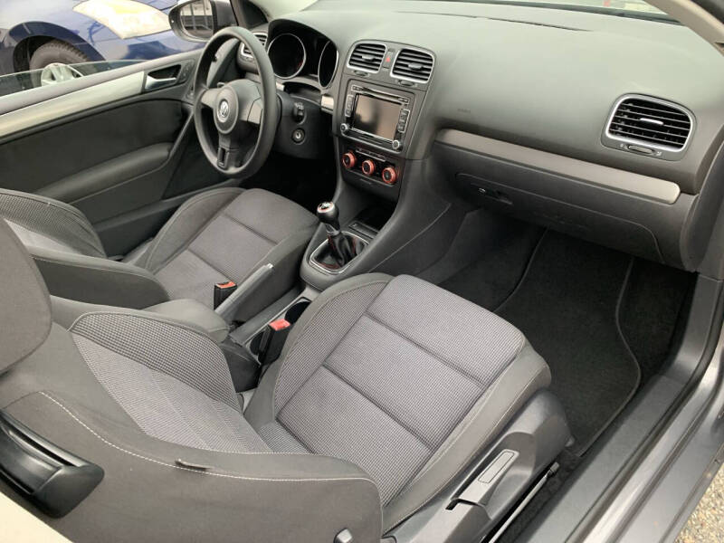 2012 Volkswagen Golf 2.5L PZEV