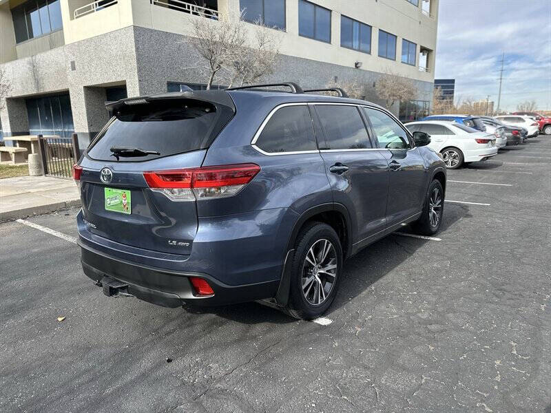 2017 Toyota Highlander LE Plus