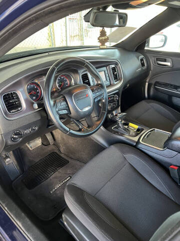 2015 Dodge Charger SE