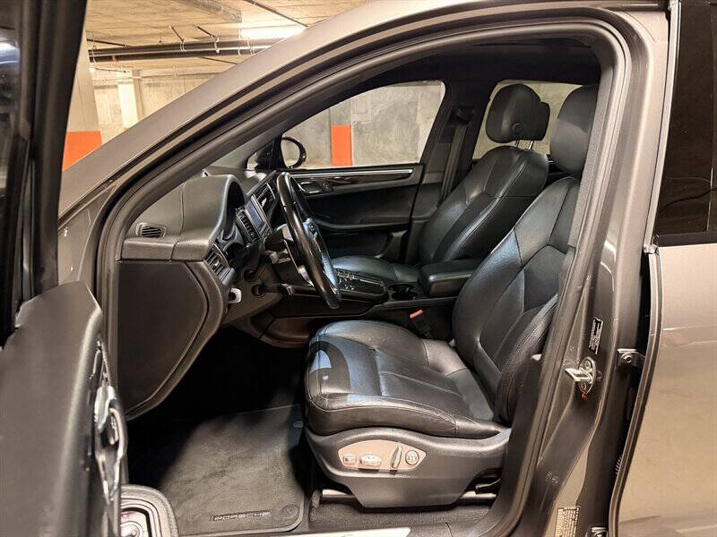 2016 Porsche Macan S