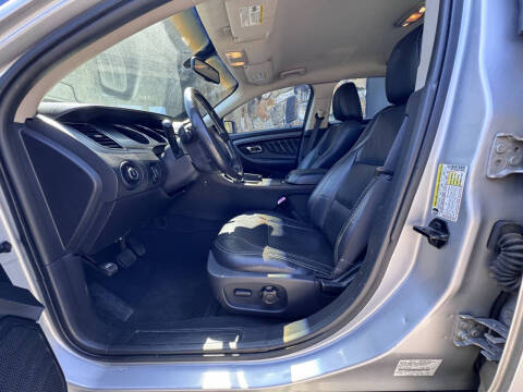 2011 Ford Taurus SEL