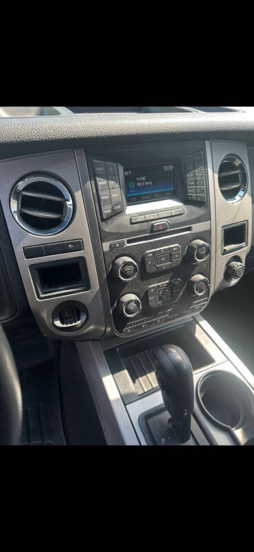 2017 Ford Expedition XLT