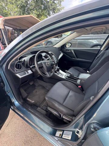2010 Mazda MAZDA3 i Touring