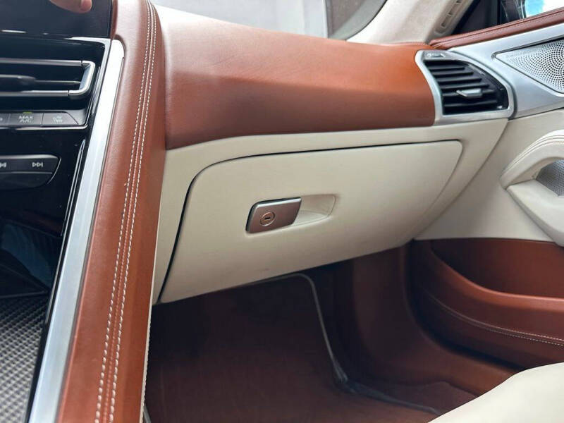 2020 BMW M8 Competition