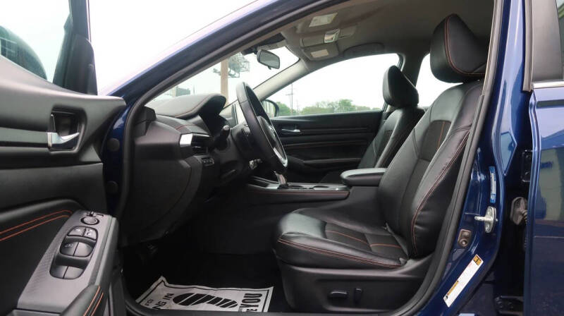 2021 Nissan Altima 2.5 SR