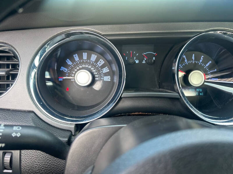 2012 Ford Mustang V6