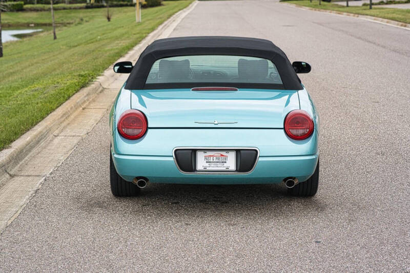 2002 Ford Thunderbird Deluxe