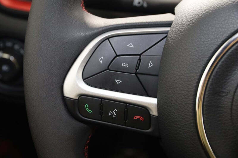 2023 Jeep Renegade Trailhawk