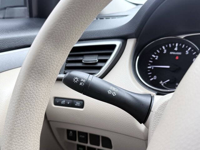 2015 Nissan Rogue