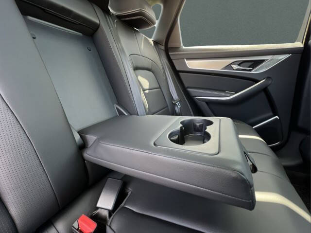 2026 Jaguar F-PACE P250 R-Dynamic S