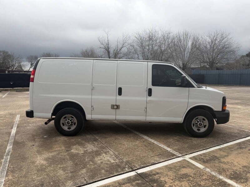 2015 GMC Savana 2500