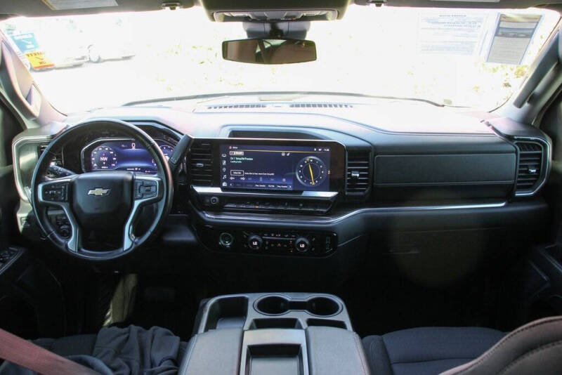 2023 Chevrolet Silverado 1500 LT