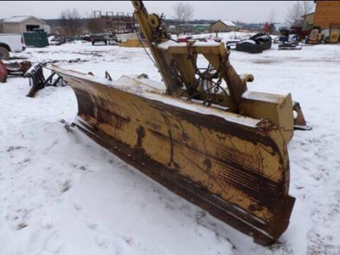 Caterpillar Snowplow