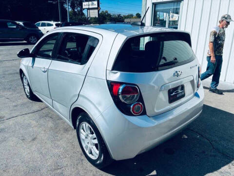 2015 Chevrolet Sonic LT Manual