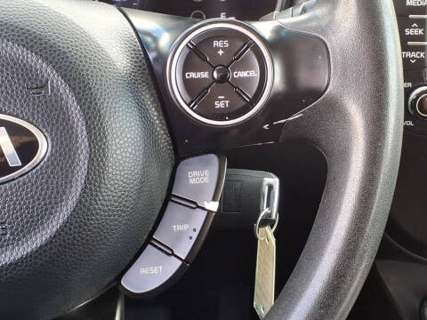 2019 Kia Soul +