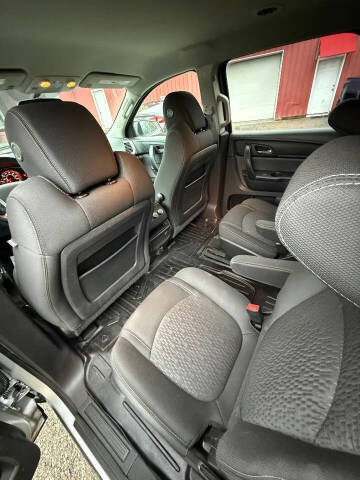 2015 GMC Acadia SLE-2