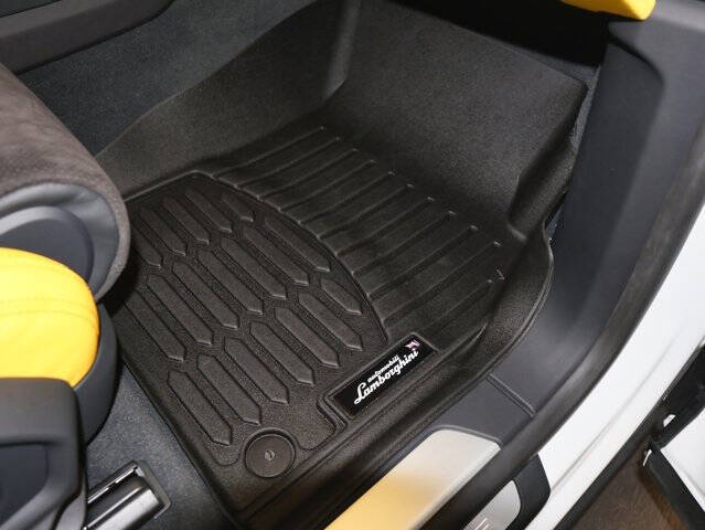 2022 Lamborghini Urus