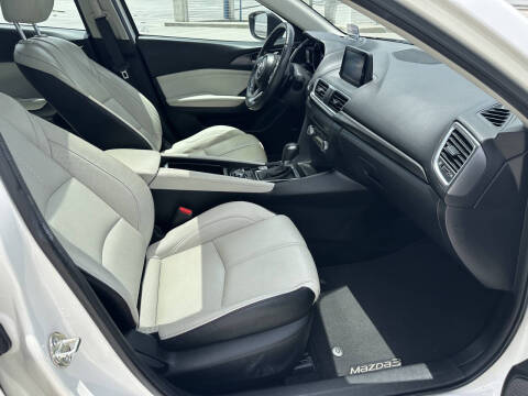 2018 Mazda MAZDA3 Grand Touring