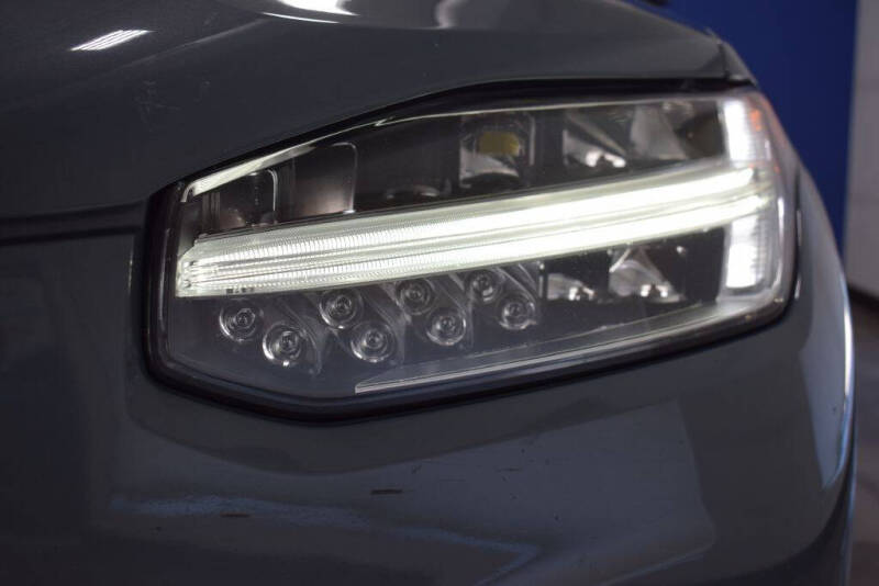 2020 Volvo XC90 T5 Momentum