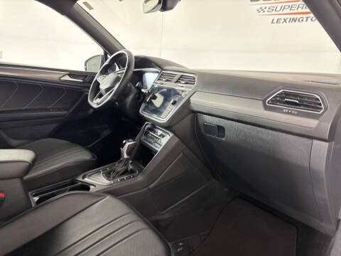 2024 Volkswagen Tiguan SE R-Line Black