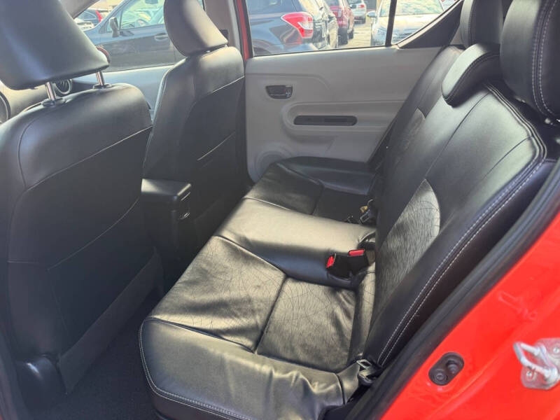 2012 Toyota Prius c Four