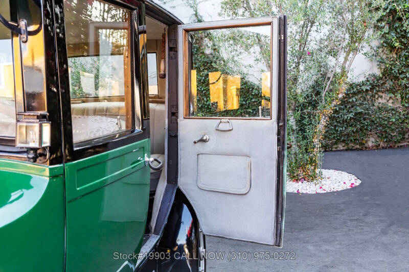 1924 Studebaker Special 6 Wagon