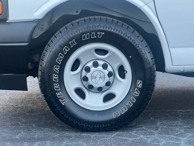 2020 Chevrolet Express 2500