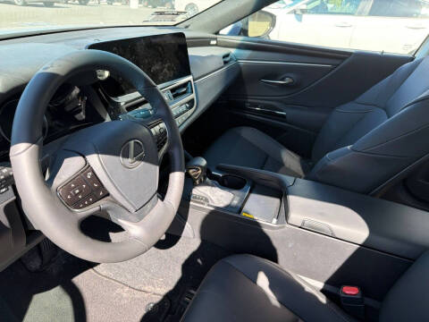 2024 Lexus ES 350