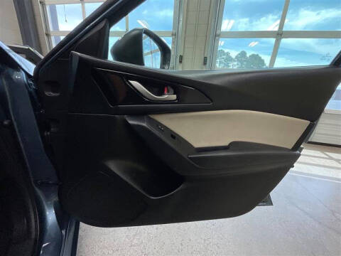 2016 Mazda MAZDA3 i Sport