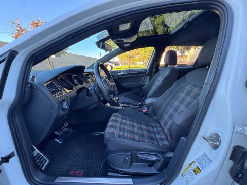 2018 Volkswagen Golf GTI