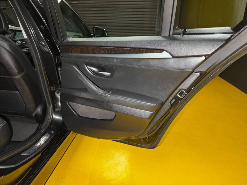 2016 BMW 5 Series 535i