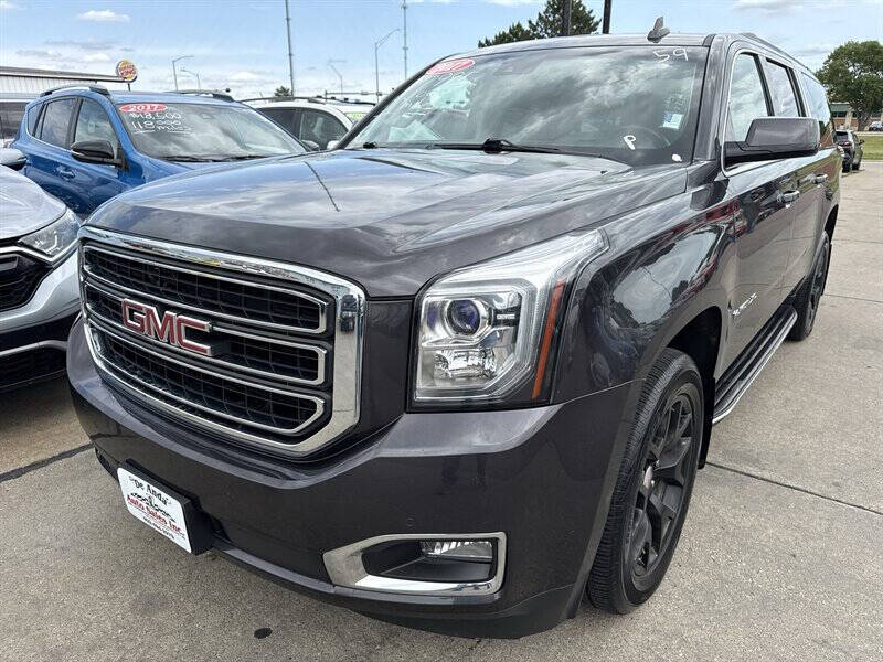 2017 GMC Yukon XL SLE