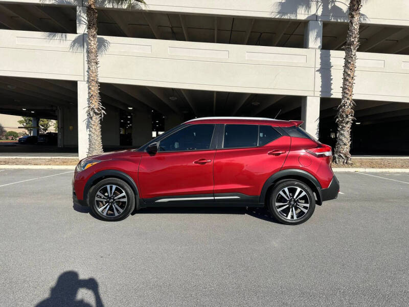 2020 Nissan Kicks SR