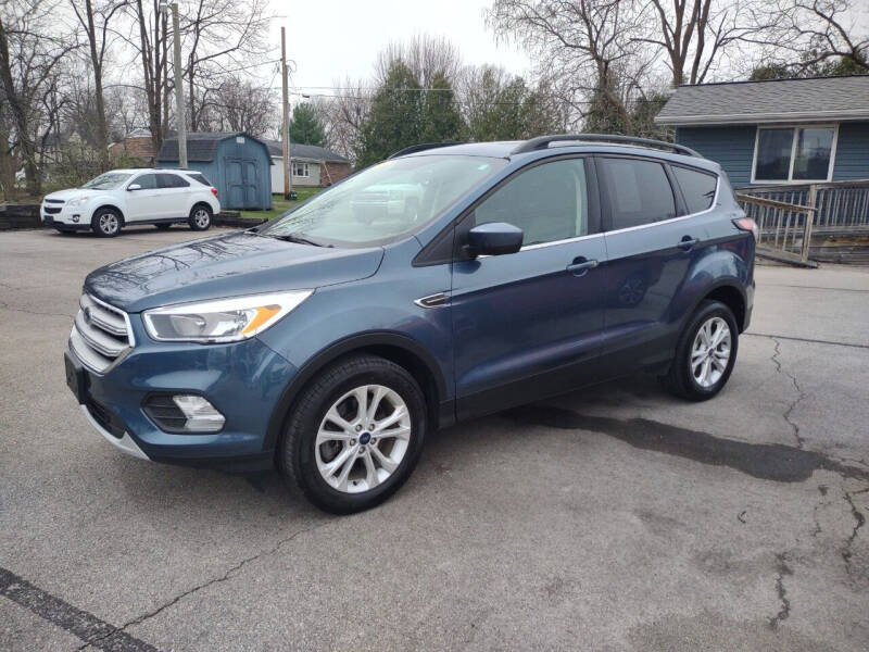 2018 Ford Escape for sale at Dave's Car Corner in Hartford City IN