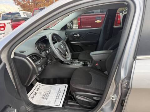 2019 Jeep Cherokee Latitude