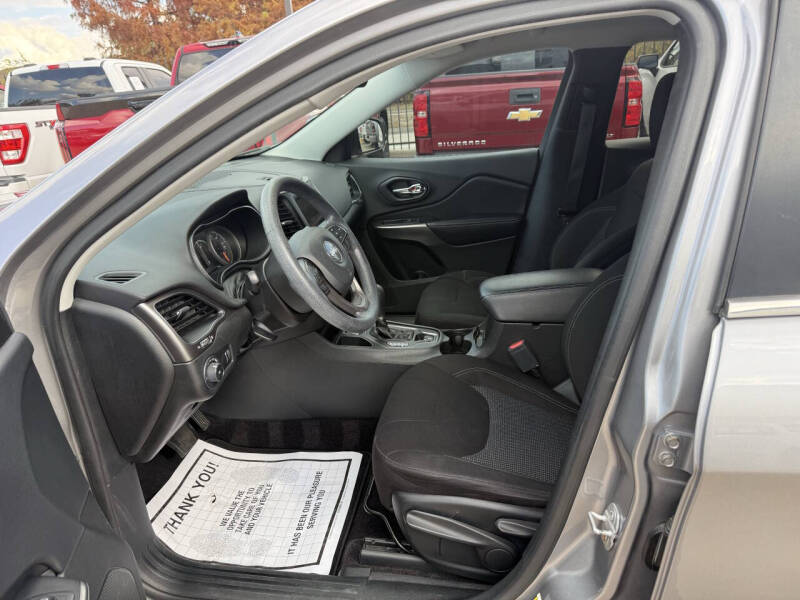 2019 Jeep Cherokee Latitude