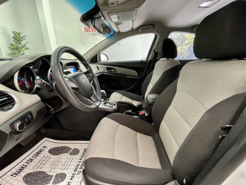 2015 Chevrolet Cruze LS Auto