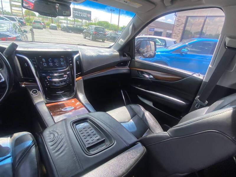 2016 Cadillac Escalade ESV Premium Collection