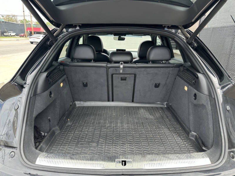 2015 Audi Q3 2.0T quattro Prestige