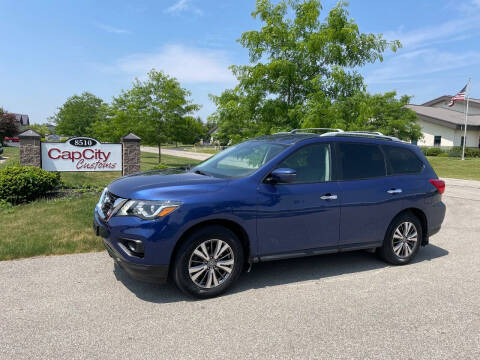 2019 Nissan Pathfinder for sale at CapCity Customs in Plain City OH