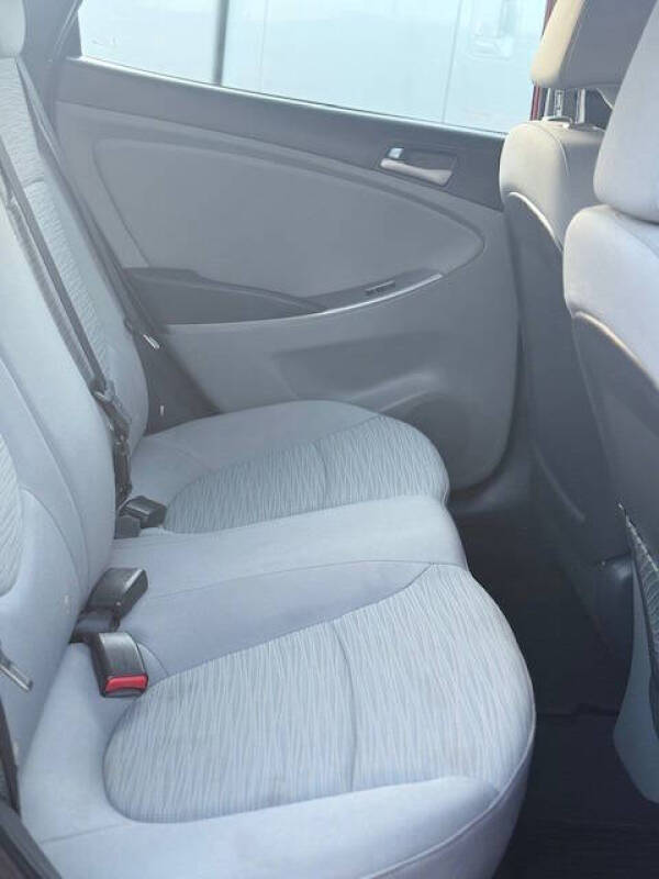 2017 Hyundai Accent Value Edition