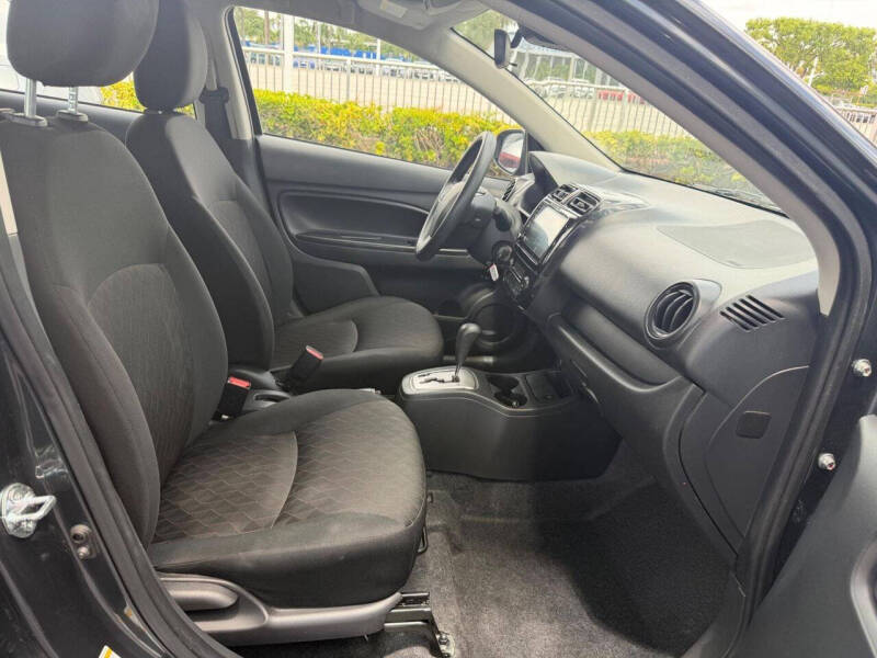 2024 Mitsubishi Mirage ES