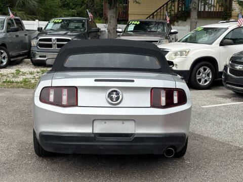 2010 Ford Mustang V6